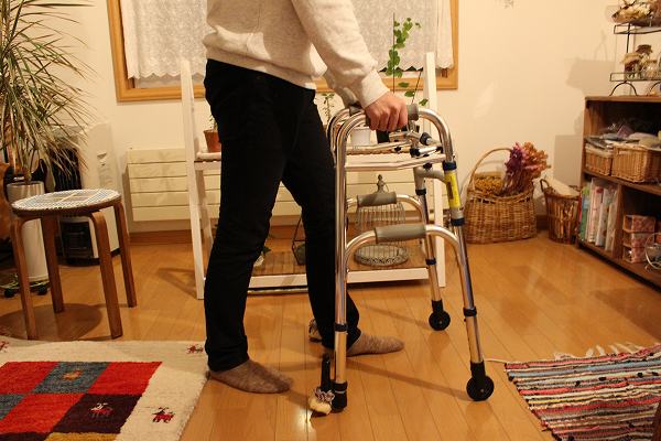 歩行器 押し方