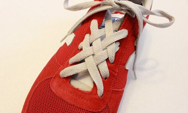 靴紐 結び方 おしゃれ